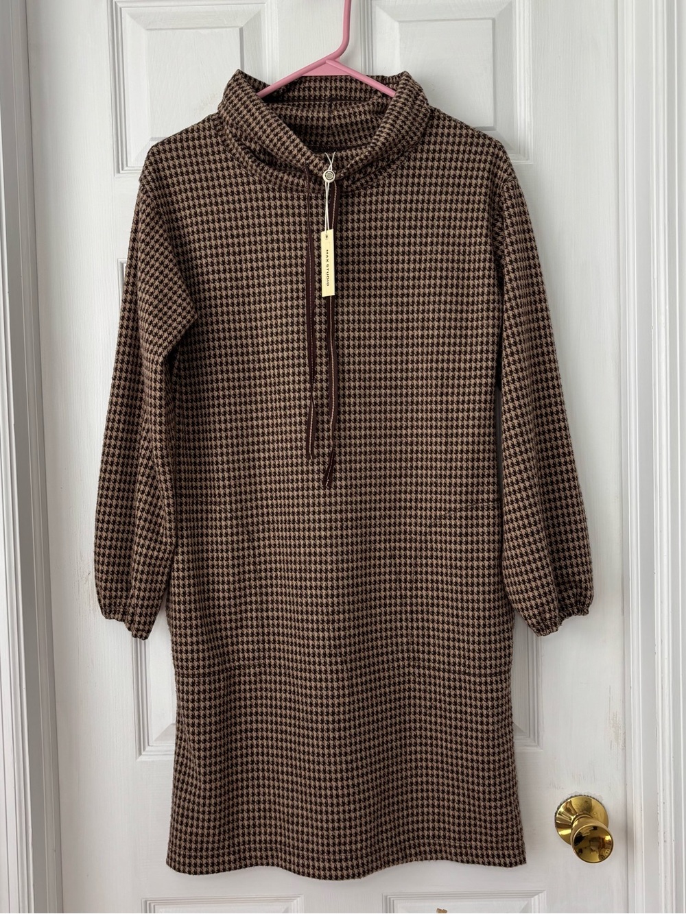 Max Studio Brown Houndstooth Long Sleeve Cowl Neck Dress